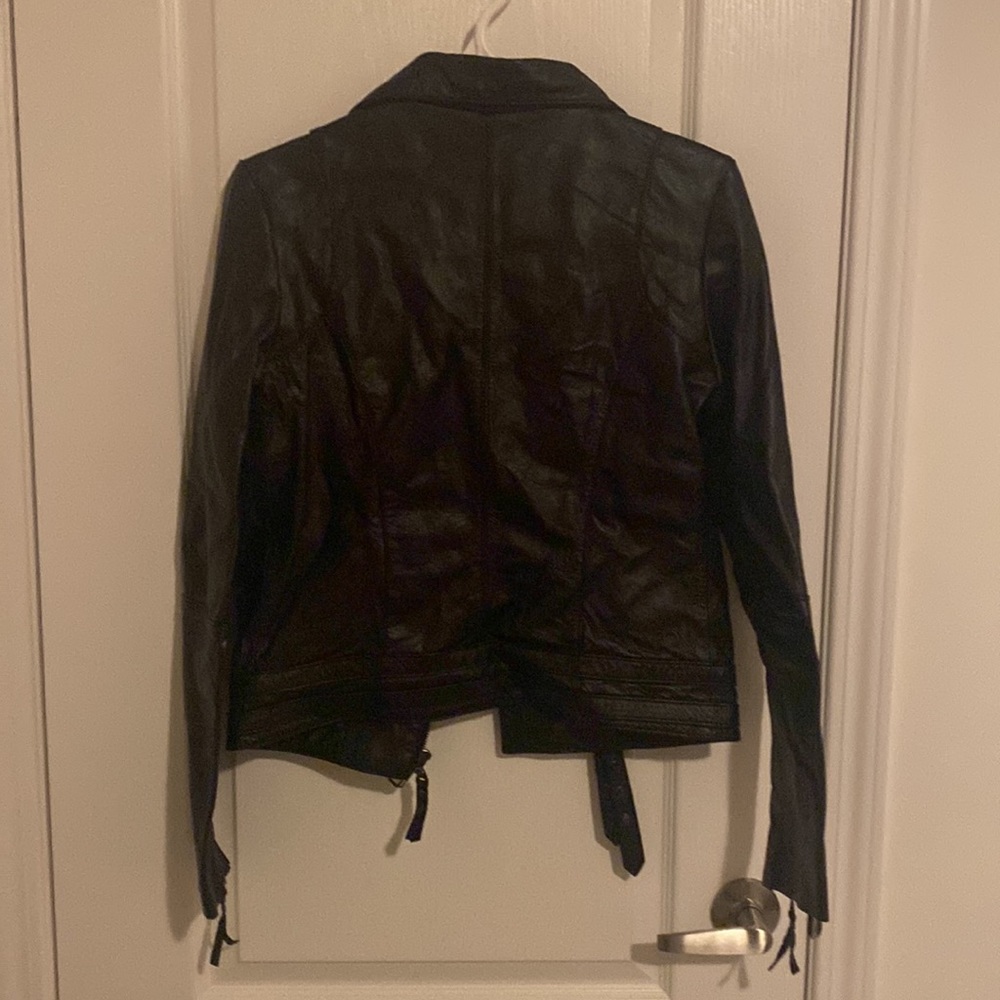 Womens leather jacket - Picture 2 of 4